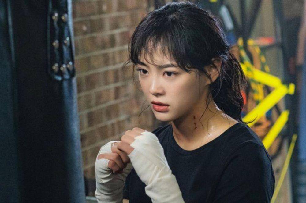 Kim Se Jeong berperan sebagai Do Ha Na di drama The Uncanny Counter (dok. OCN/ The Uncanny Counter)