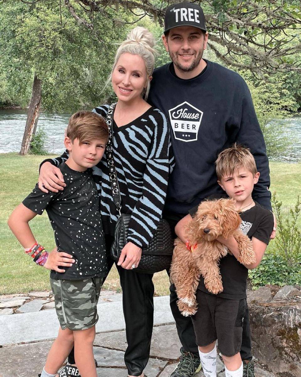 River Sanders, Valary DiBenedetto Sanders. Matthew Sanders/M. Shadows, Cash Sanders (instagram.com/valarysanders)