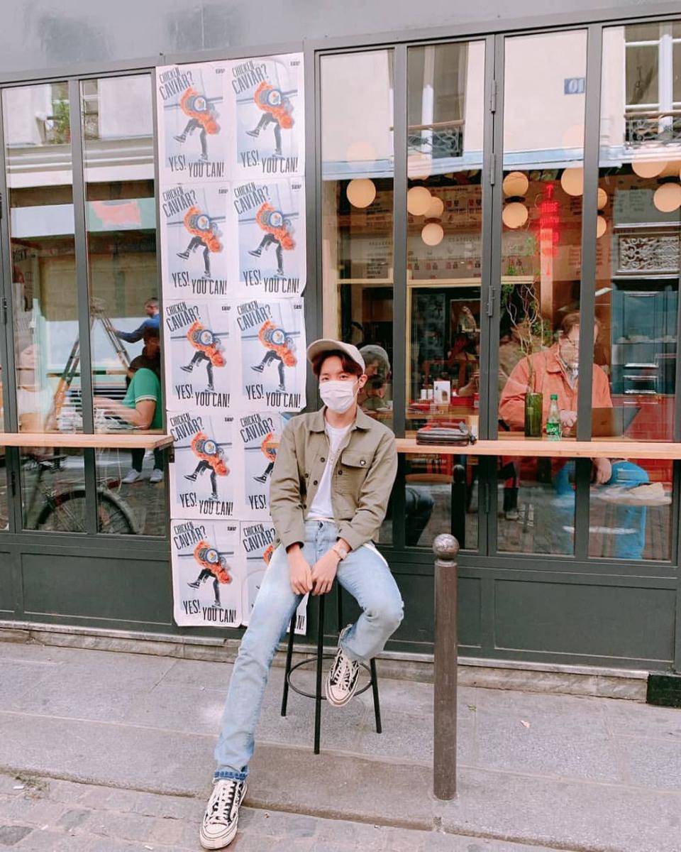 ide outfit kencan ala member BTS (Instagram.com/bighit_ent)
