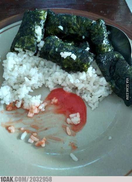 orang Indonesia makan onigiri (1cak.com)