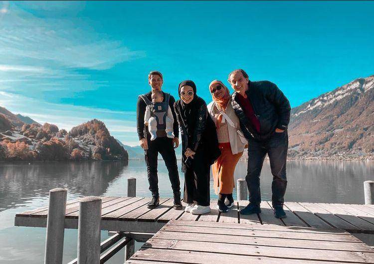 Zaskia swiss (Instagram.com/zaskiasungkar15)