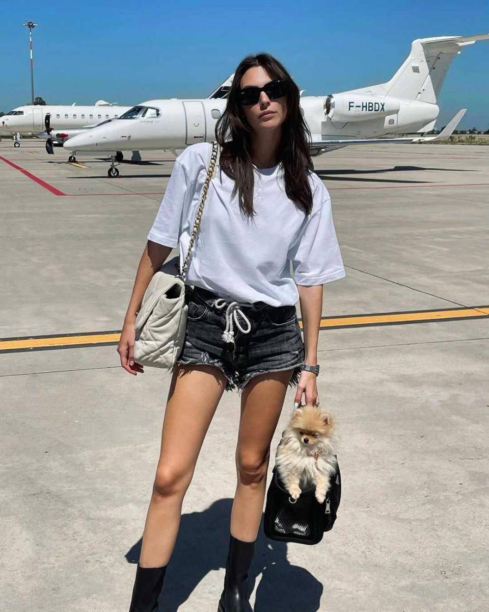Off-Duty Style ala Vittoria Ceretti (instagram.com/vittoria)