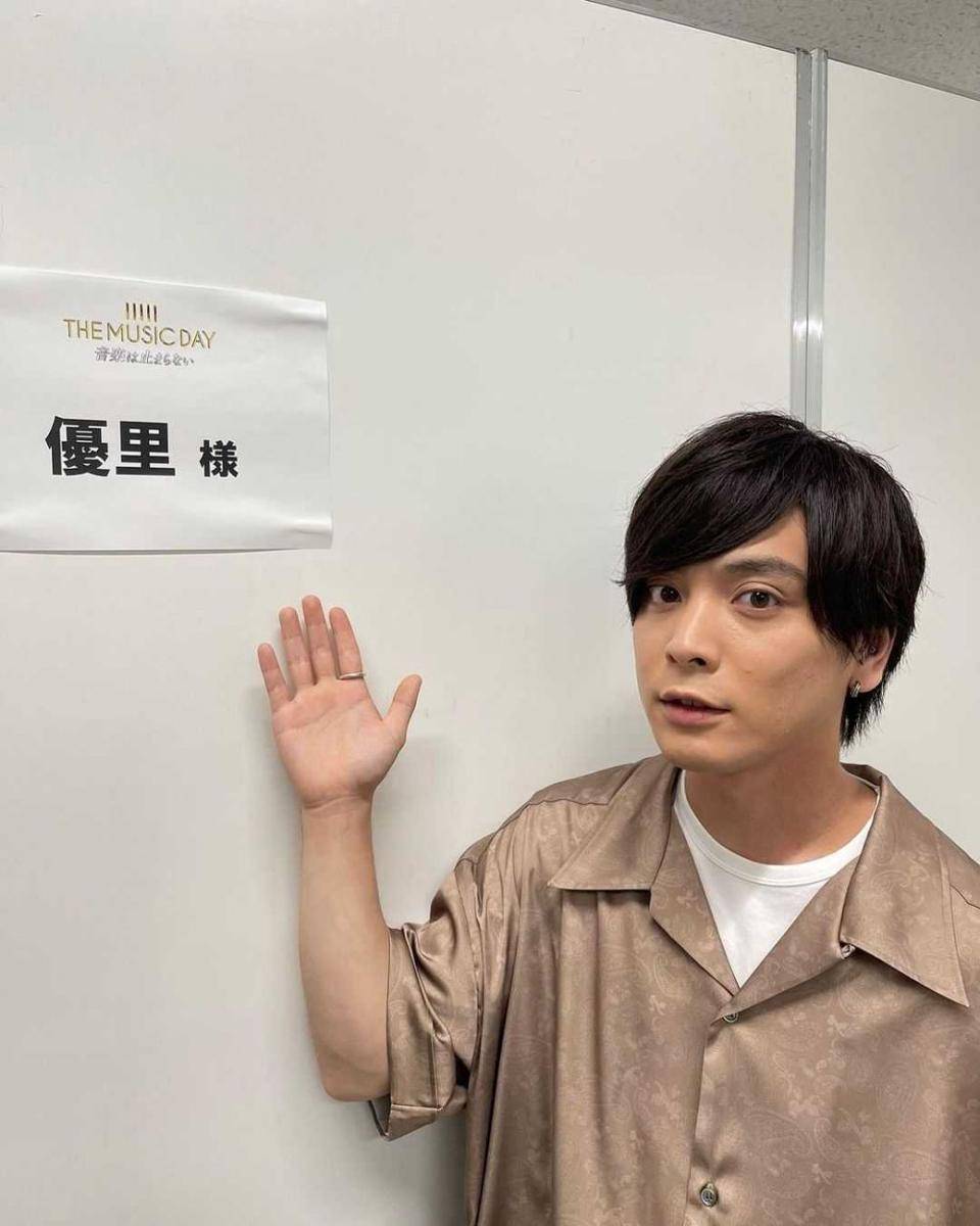 Yuuri (instagram.com/yuuri_music_official)