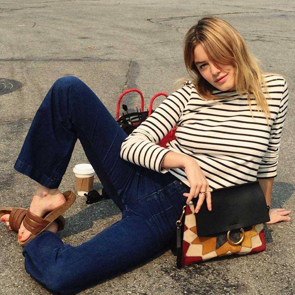Off-Duty Style ala Camille Rowe (instagram.com/fingermonkey)