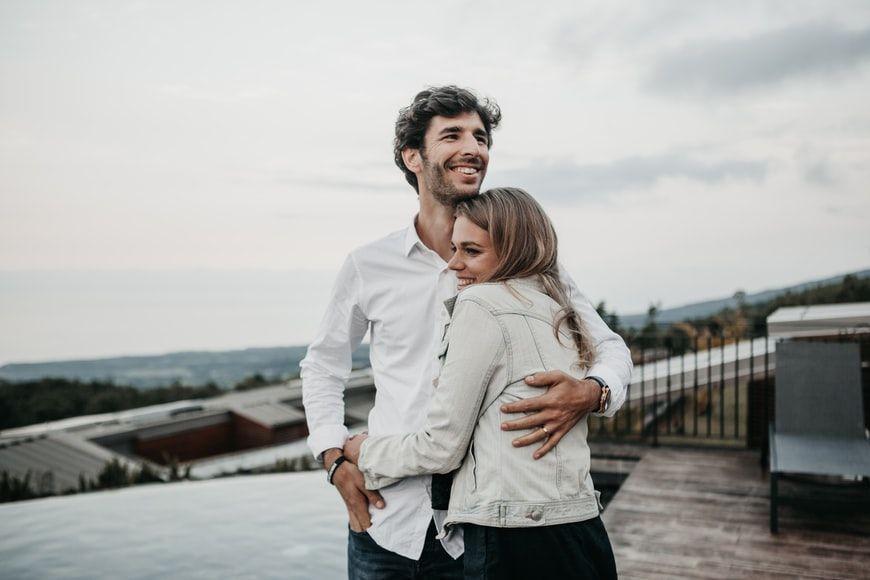 5 Alasan Perempuan Bertahan dengan Pasangan yang Belum Mapan
