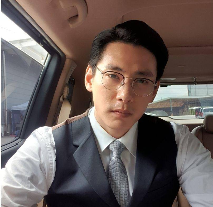 Teo Yoo (instagram.com/teoyoo)