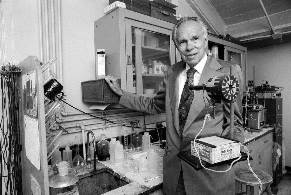 Potret Glenn Seaborg (dok. Academy of Achievement)