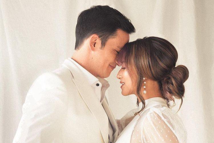 Putih Suci, 10 Gaya Prewedding Mike Lewis dan Janisaa Pradja