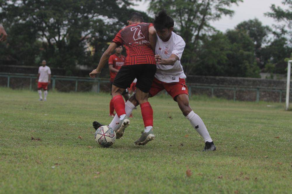 Pemain Persik Kediri saat berlatih. IDN Times/ persikofficial