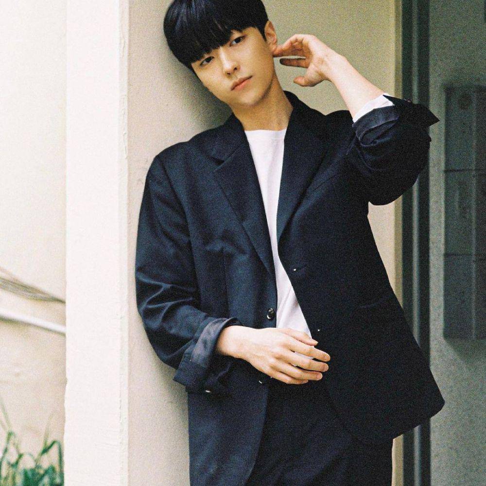 Lee You Jin (instagram.com/youjin0406)