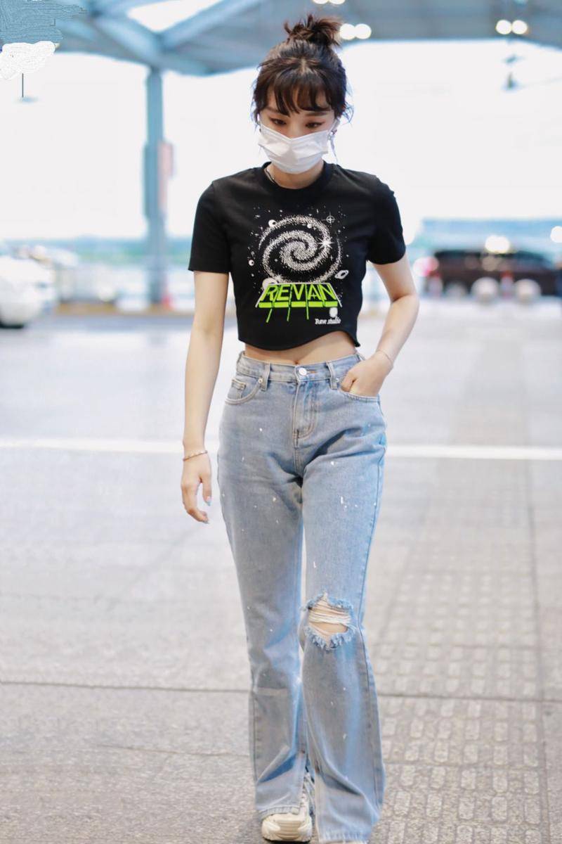 Denim pants Yuqi (G)I-DLE (twitter.com/septdream990923)