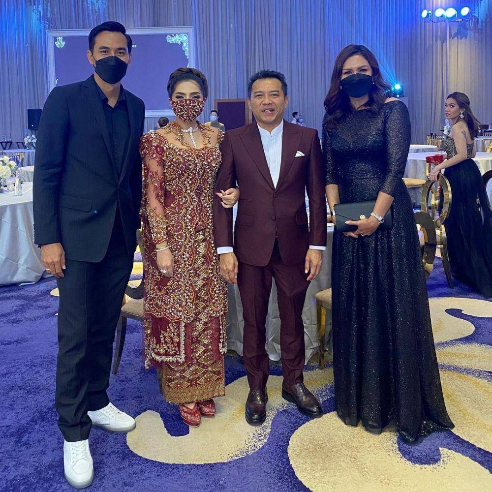 Donna Agnesia dan Darius Sinathrya. (instagram.com/dagnesia/)