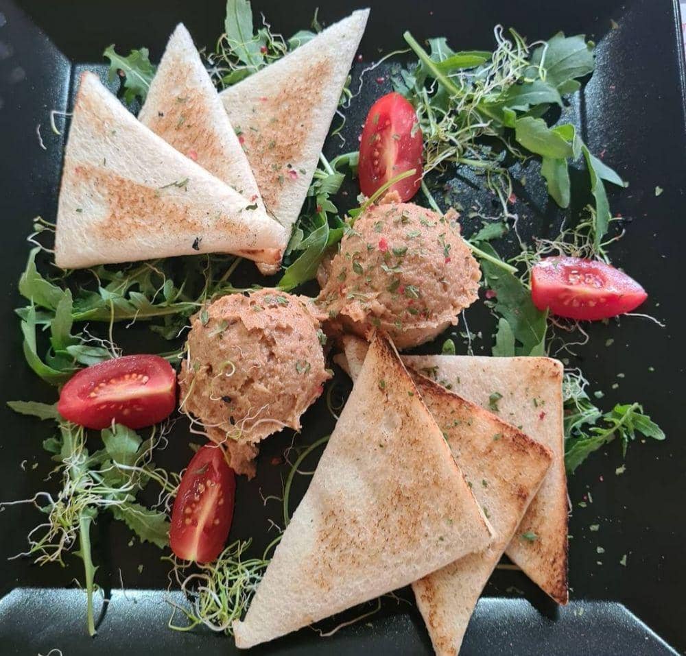 pašteta od čvaraka (instagram.com/restoran_romberg)