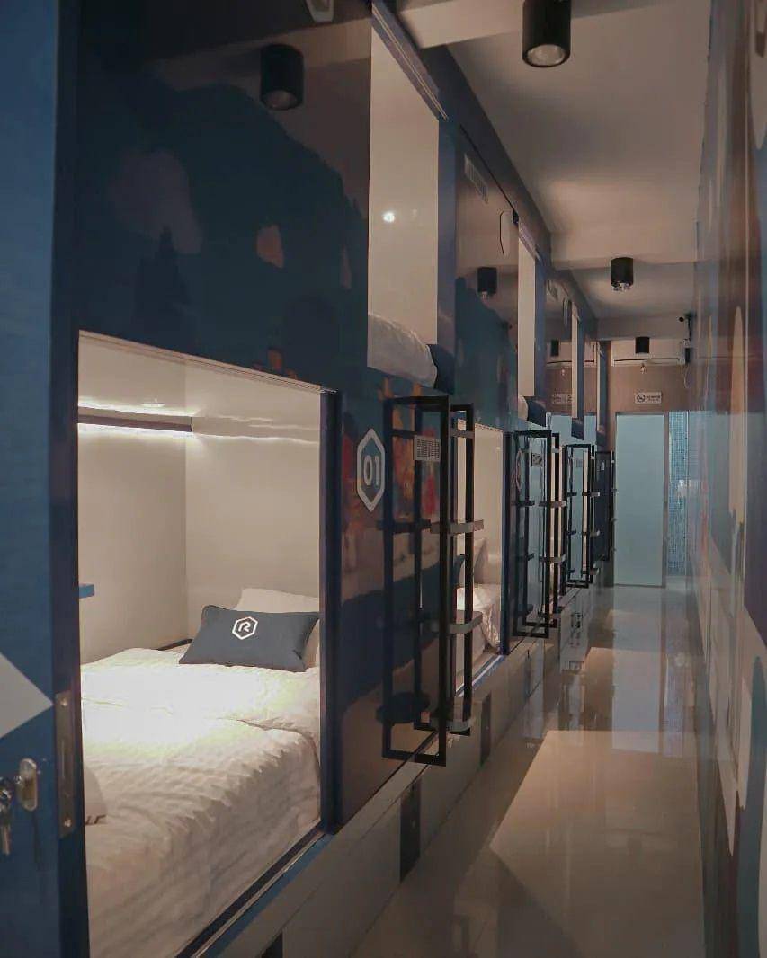Modern Hotel Capsule (agoda.com/Modern Hotel Capsule)
