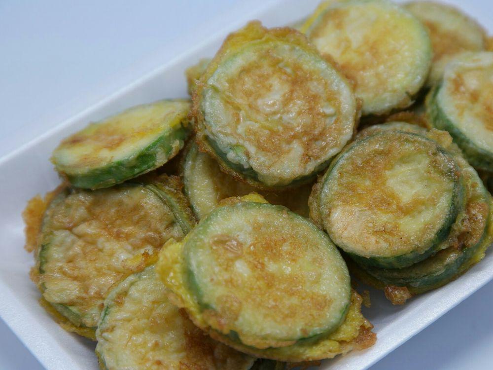 Resep Hobak Jeon, Zukini Goreng Asal Korea yang Gurih dan Lembut