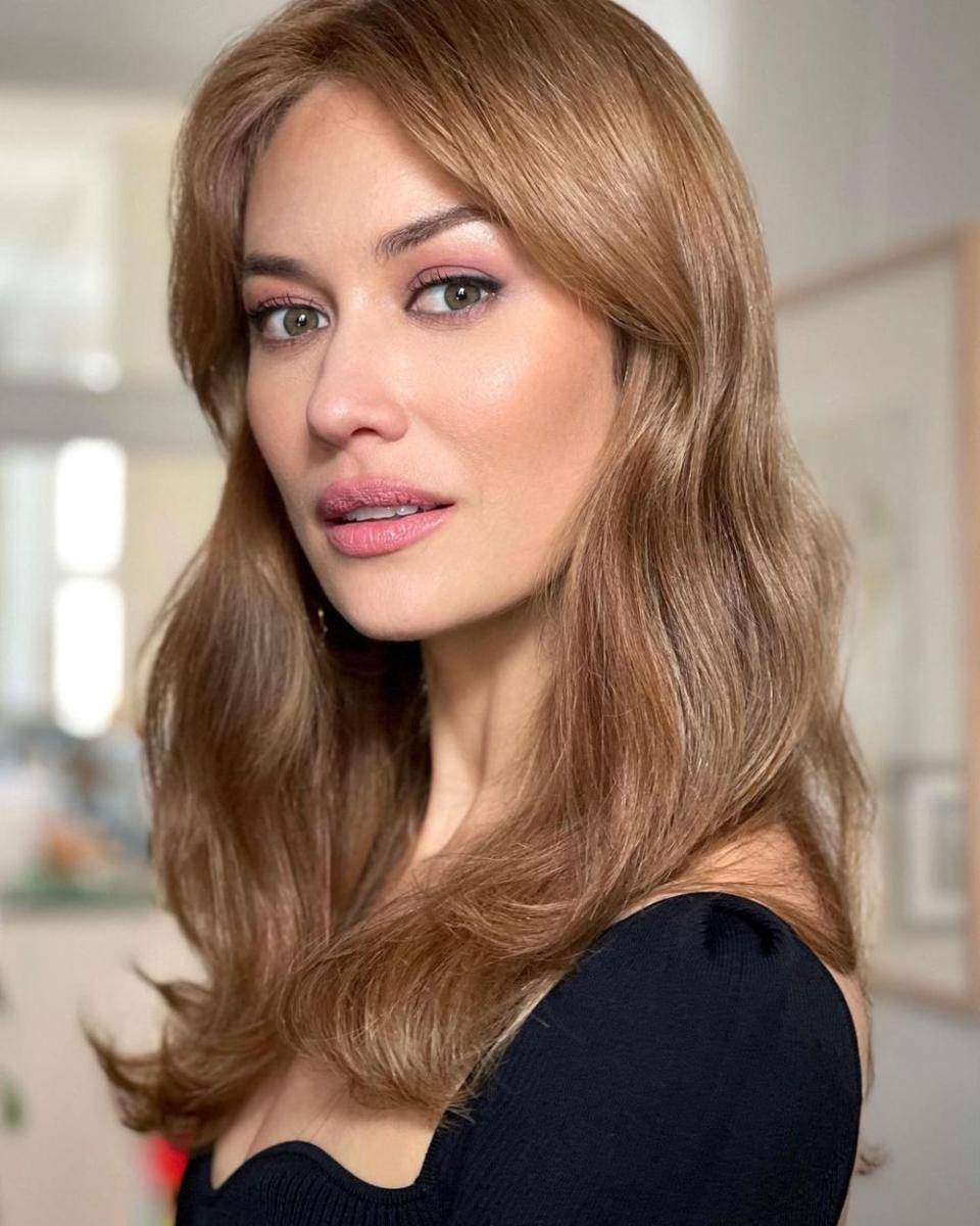 Olga Kurylenko (instagram.com/olgakurylenkoofficial)
