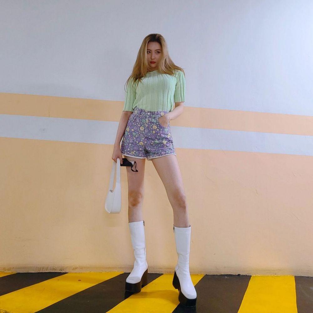 Short pants ala Sunmi (instagram.com/miyayeah)