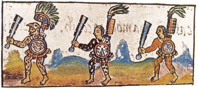 Prajurit Aztec dalam Kodeks Florentine abad ke-16 (Vol. IX).  Setiap prajurit mengacungkan maquahuitlthe. (vintagenews.com)