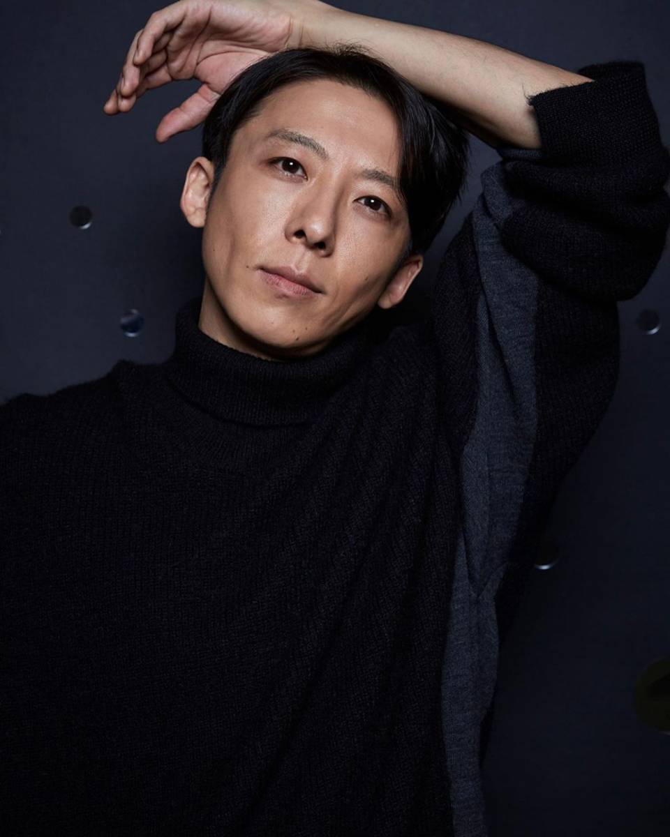 Issey Takahashi (instagram.com/akaruioto.w)