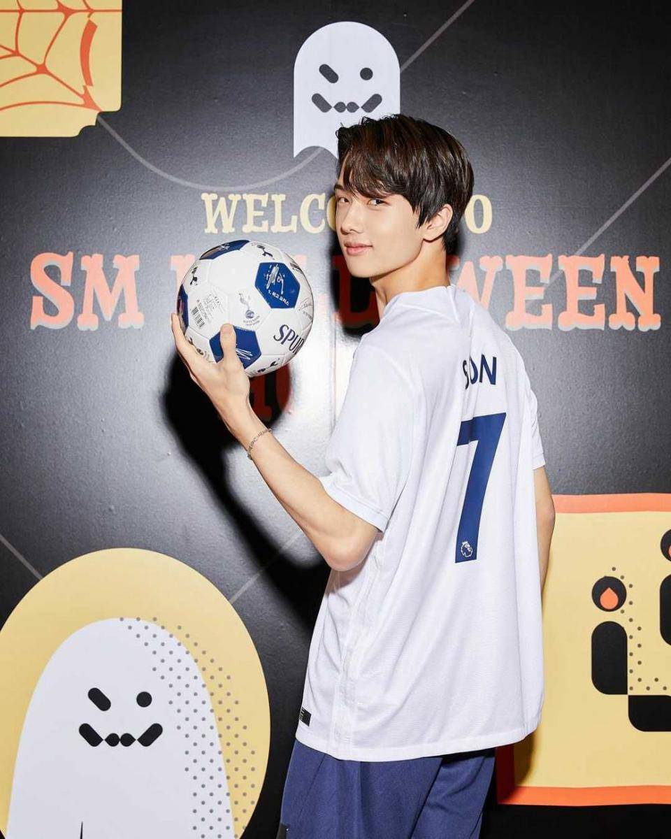 Jisung NCT (instagram.com/smtown)