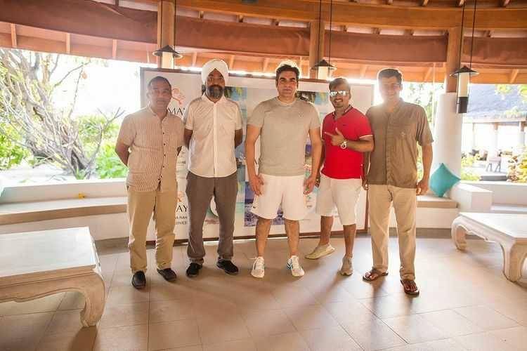 Arbaaz Khan dan sahabat (instagram.com/arbaazkhanofficial)
