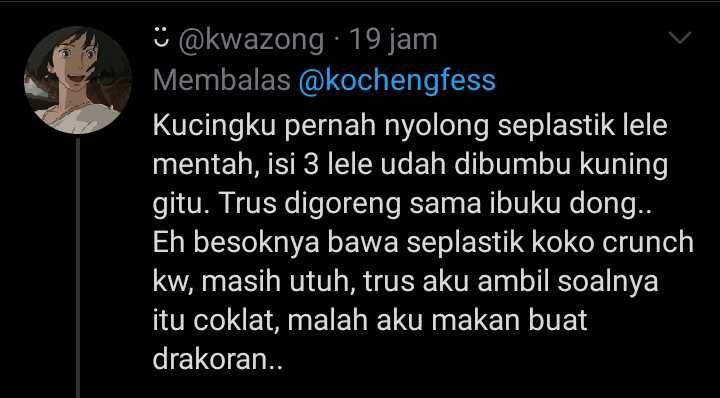 kucing membawa hadiah (twitter.com/kwazong)