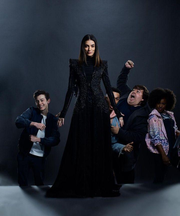 Laysla De Oliveira dan pemeran lainnya (instagram.com/lockeandkeynetflix)