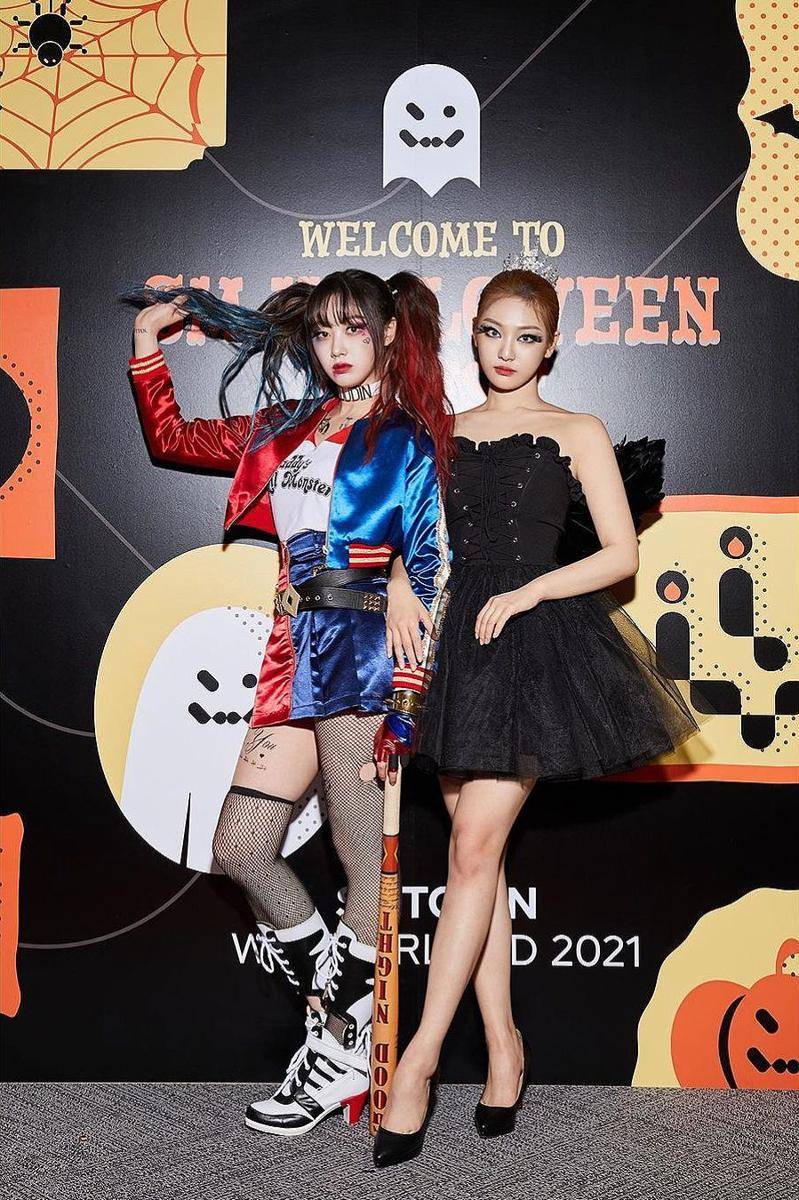 Giselle dan Ningning aespa di SM Halloween House 2021 (instagram.com/smtown)