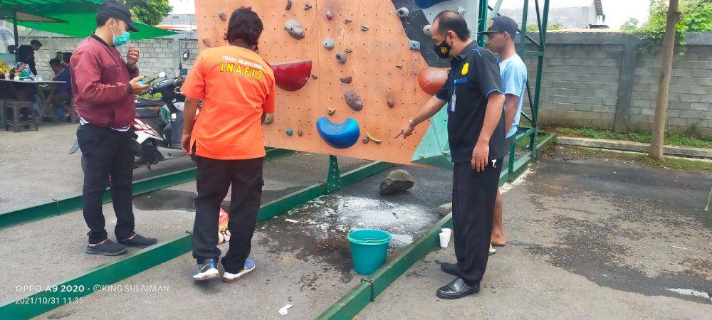 Polisi melakukan olah TKP di lokasi kejadian. IDN Times/ istimewa