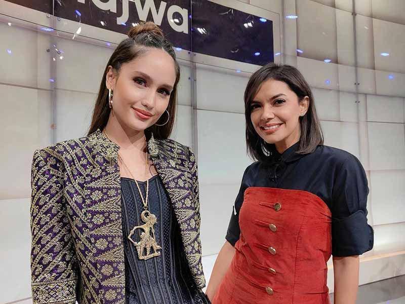 10 Potret Cinta Laura Bareng Orang Hebat, Ada Rosi dan Najwa Shihab!