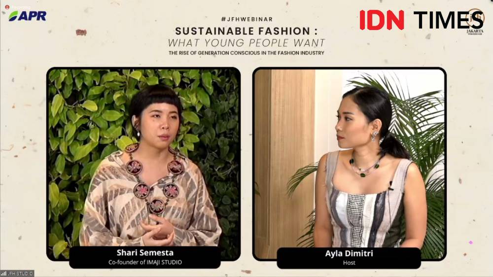 Shari Semesta, Co-Founder of IMAJI Studio, dalam Webinar Sustainable Fashion: What Young People Want yang diselenggarakan oleh Jakarta Fashion Hub. 29 Oktober 2021. (IDN Times/M. Tarmizi Murdianto)