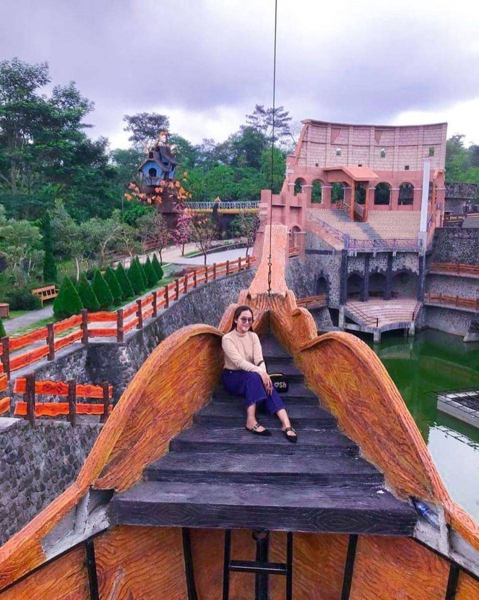 The Lost World Castle, Yogyakarta (instagram.com/vridapratiwi_)