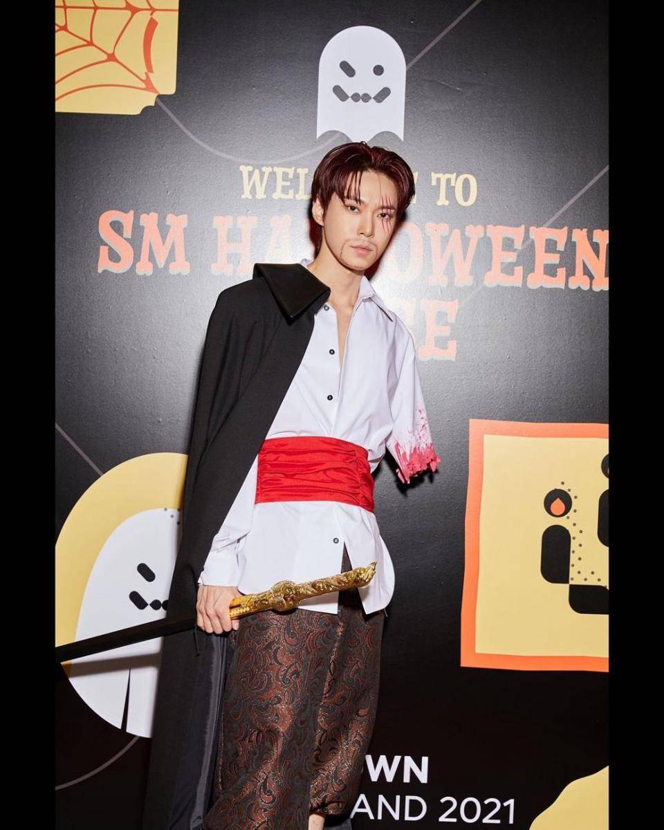 potret Doyoung NCT di SM Halloween House (instagram.com/smtown)