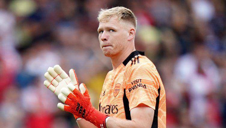 Aaron Ramsdale kiper berkebangsaan Inggris. (planetfootball.com)
