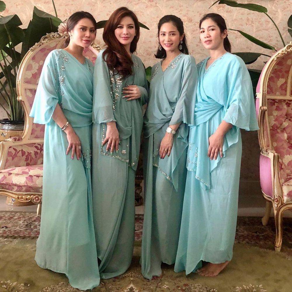 Style Kondangan Bunga Zainal (instagram.com/bungazainal05)