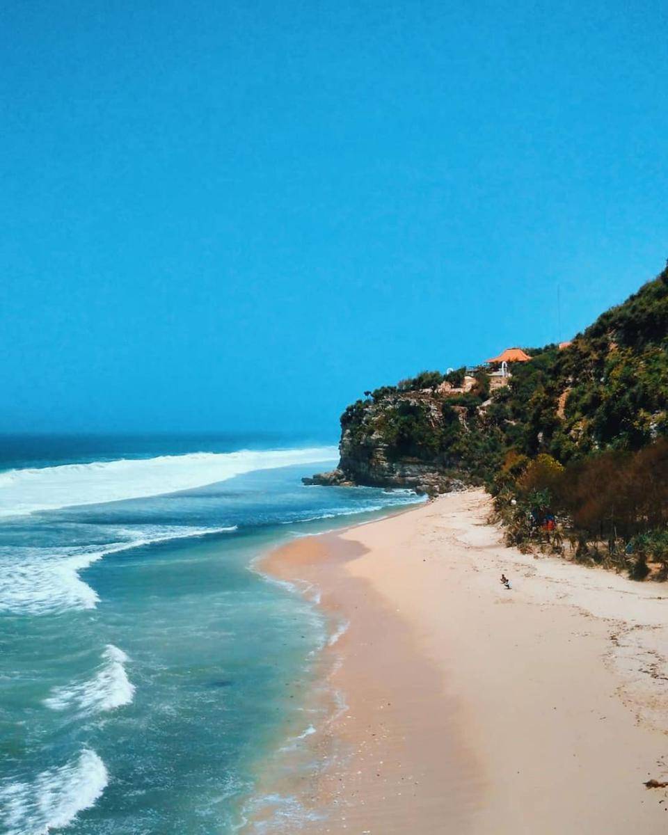 Pantai Sanglen (instagram.com/rofiqiee_)