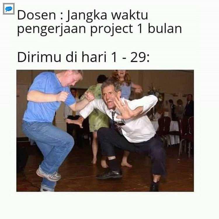 meme seputar kuliah (twitter.com/convomf)
