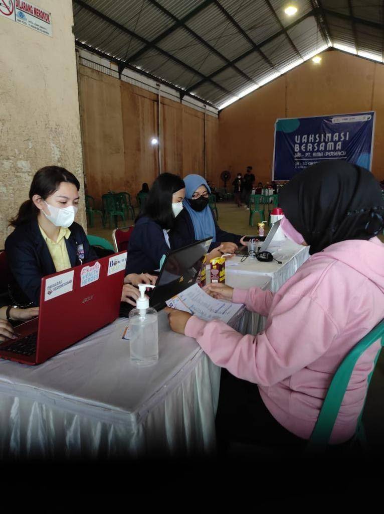 BRI terus secara aktif mendukung program vaksinasi yang dicanangkan Pemerintah untuk membentuk Herd Immunity secara nasional hingga akhir 2021. (Dok. BRI)