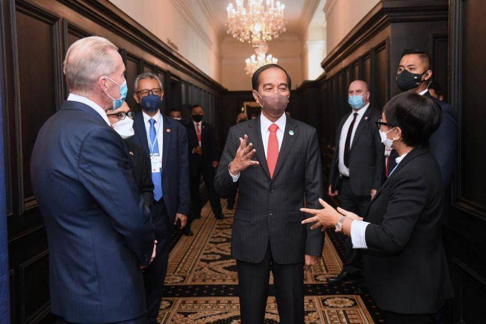 Presiden Jokowi menggelar pertemuan CEOs Forum dengan beberapa investor besar asal Inggris (Dok.Biro Pers Kepresidenan)