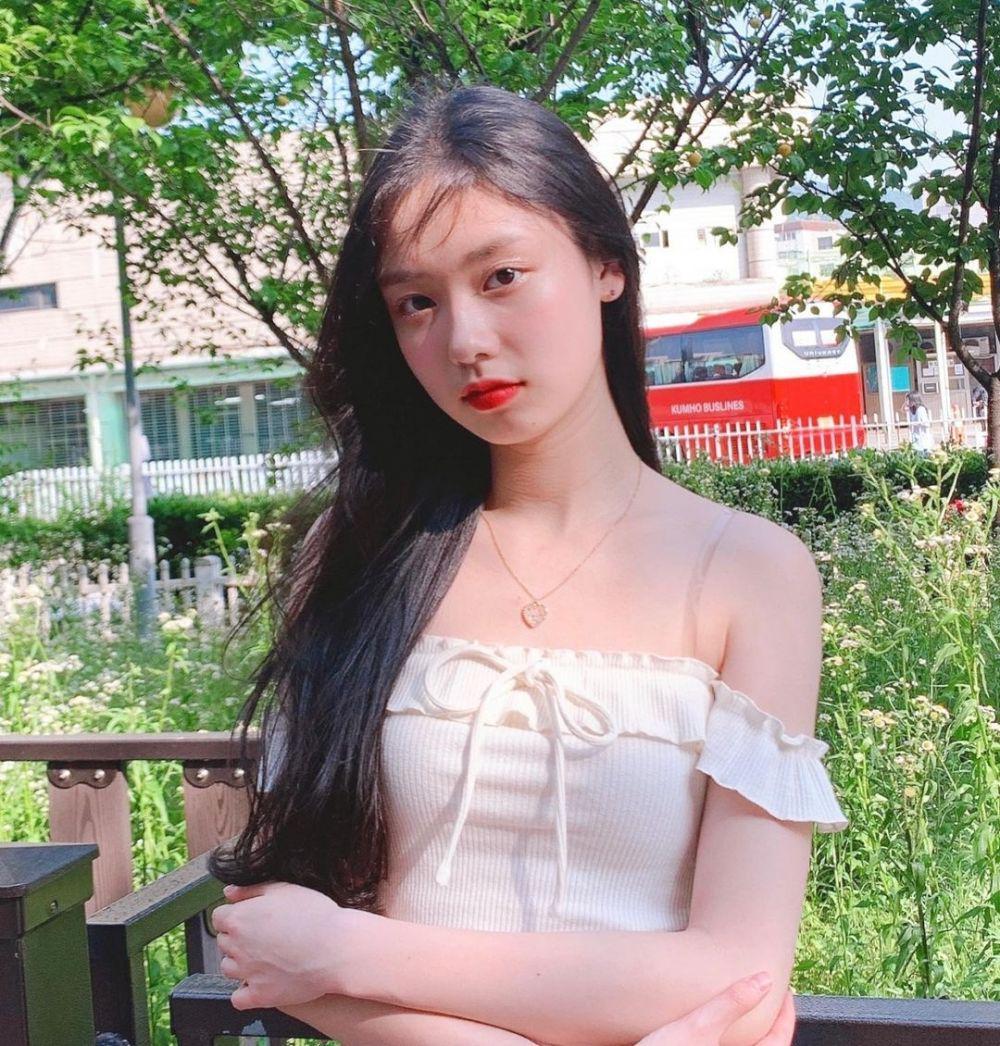 Kim Doah (instagram.com/lcirndxah)
