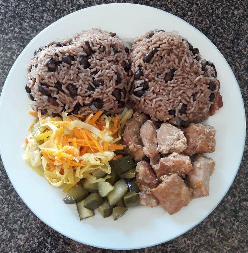 moros y cristianos (instagram.com/camilotorres0313)