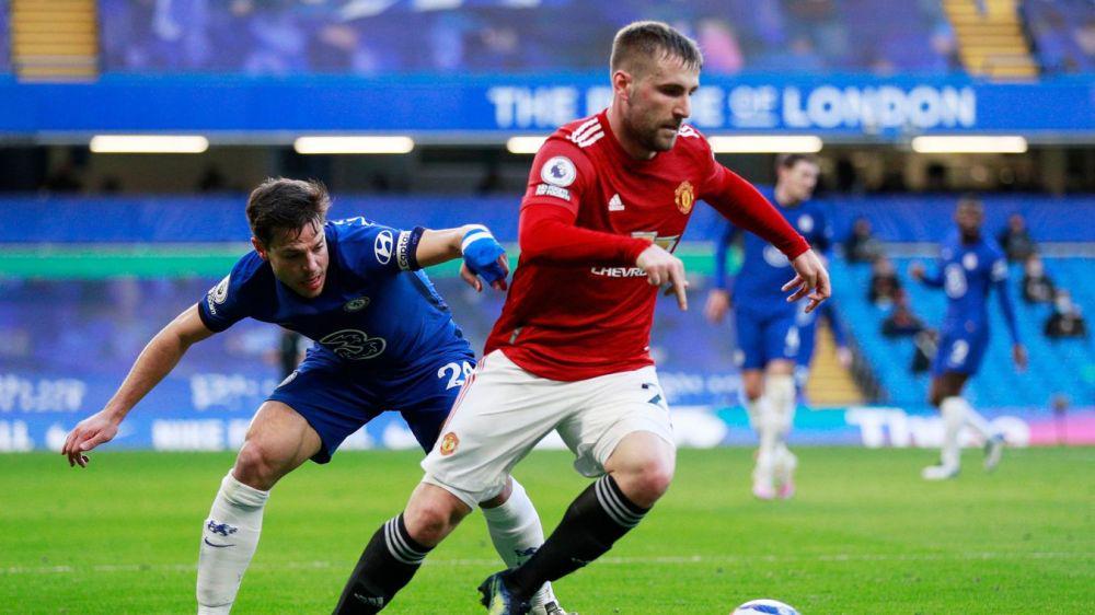 potret duel Luke Shaw dan Azpilicueta (premierleague.com)