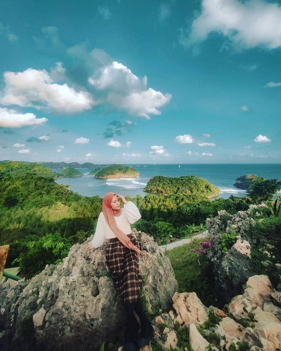 Bukit Teluk Asmara (instagram.com/yung_soyoung)