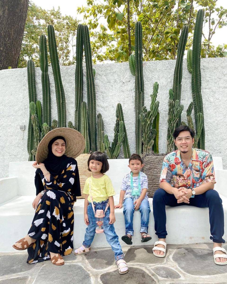 potret keluarga Nycta Gina dan Rizky Kinos (instagram.com/missnyctagina)