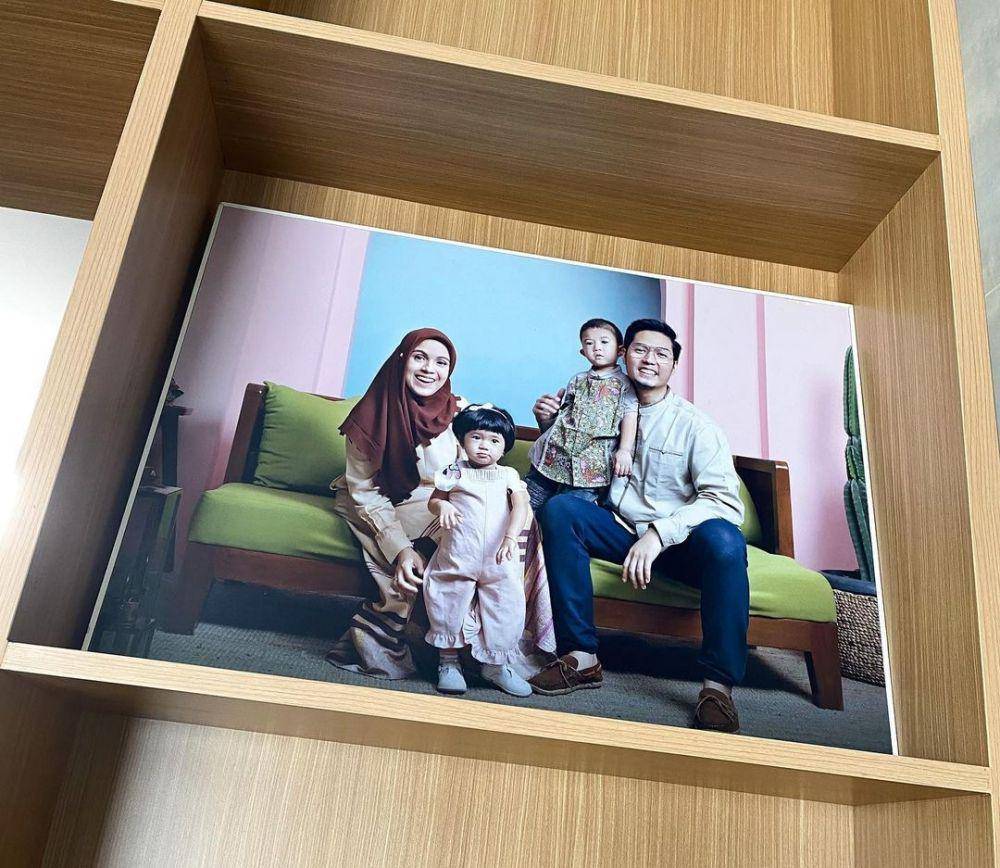 potret keluarga Nycta Gina dan Rizky Kinos (instagram.com/missnyctagina)