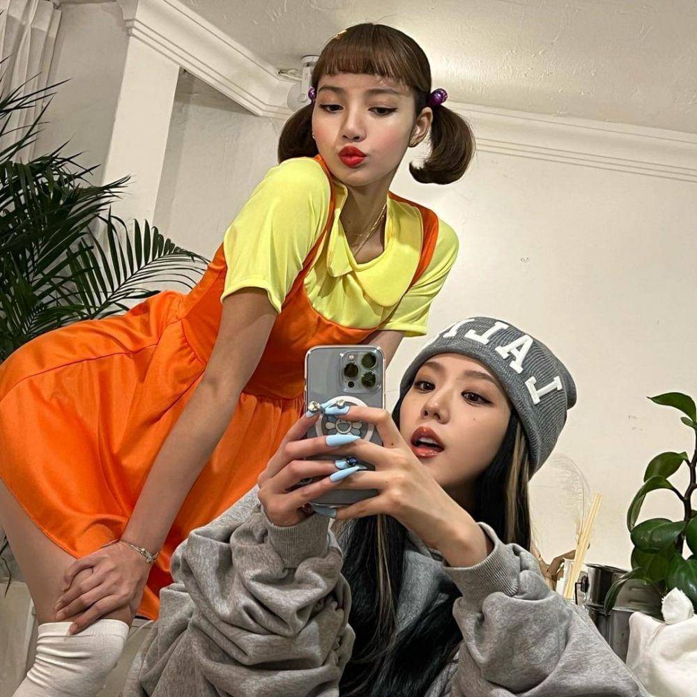 potret Lisa BLACKPINK dan Jisoo BLACKPINK (instagram.com/lalalalisa_m)