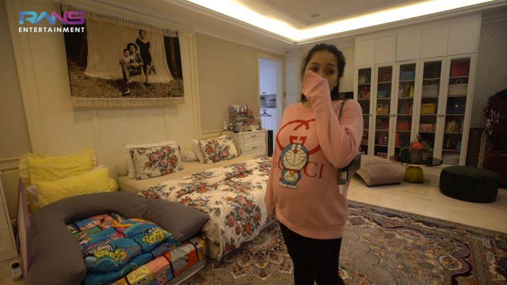 potret terbaru kamar Nagita (YouTube.com/Rans Entertainment)