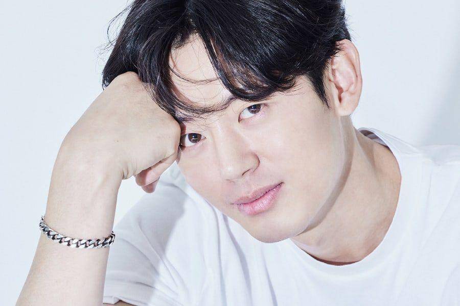Lee Ji Hoon (soompi.com)