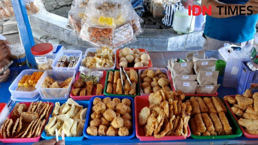 Warung HIK di Solo. IDNTimes.com