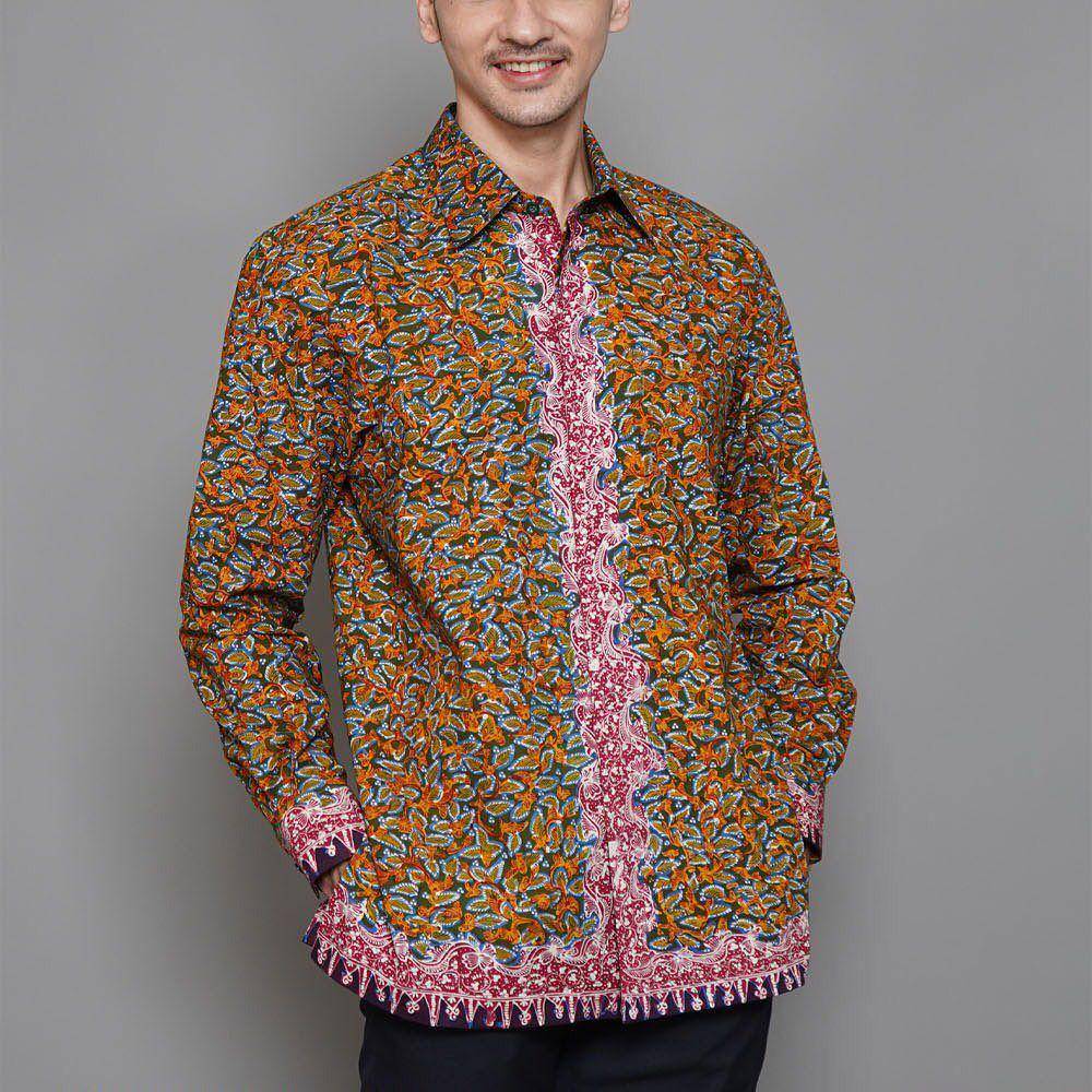 Rekomendasi merek kemeja batik untuk pria (Insagram.com/danarhadi_id)